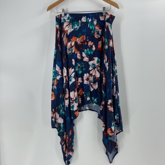 Vera Wang Simply Vera hi low skirt circle style multi print large - Picture 4 of 13